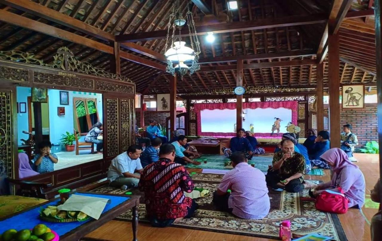Nara Homestay Syariah Mangunan エクステリア 写真
